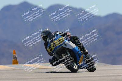 media/Mar-24-2025-Moto Forza (Mon) [[57ce5c5cff]]/1-Advanced Group/Session 4 (Turn 9)/